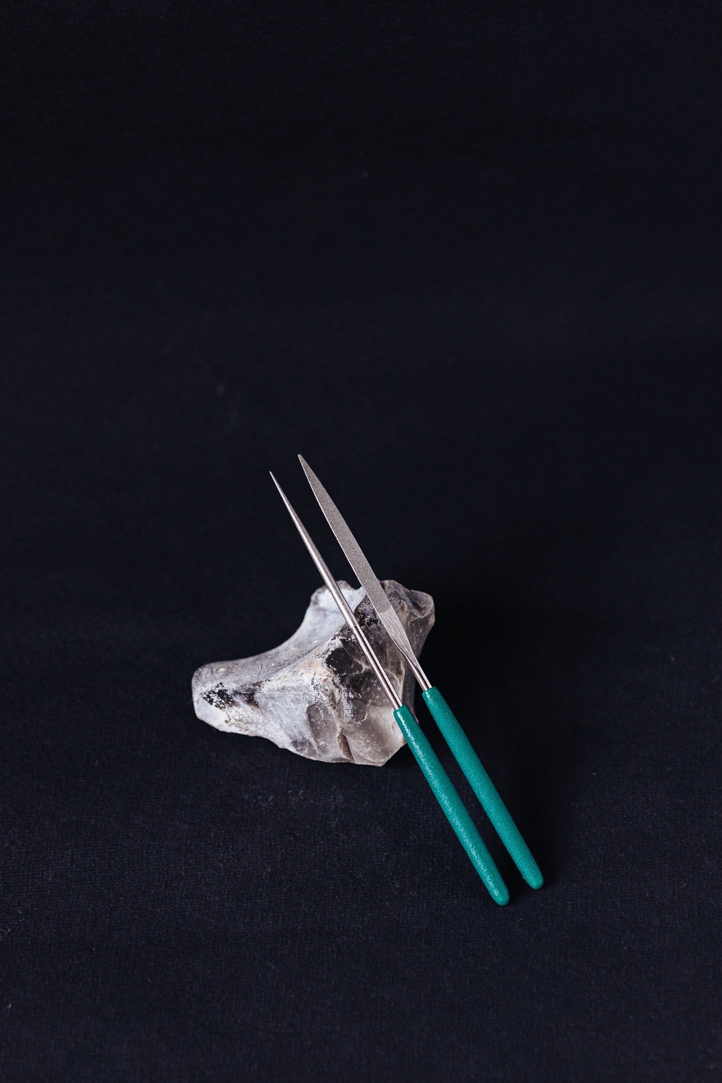 Tungsten carbide trimming tool - large pear drop shape