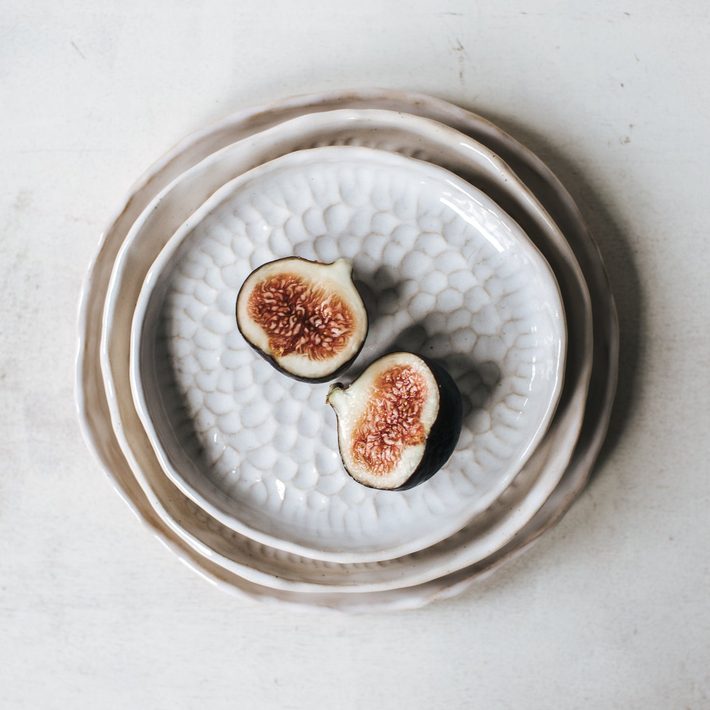 Plates Glossy and textured, handmade