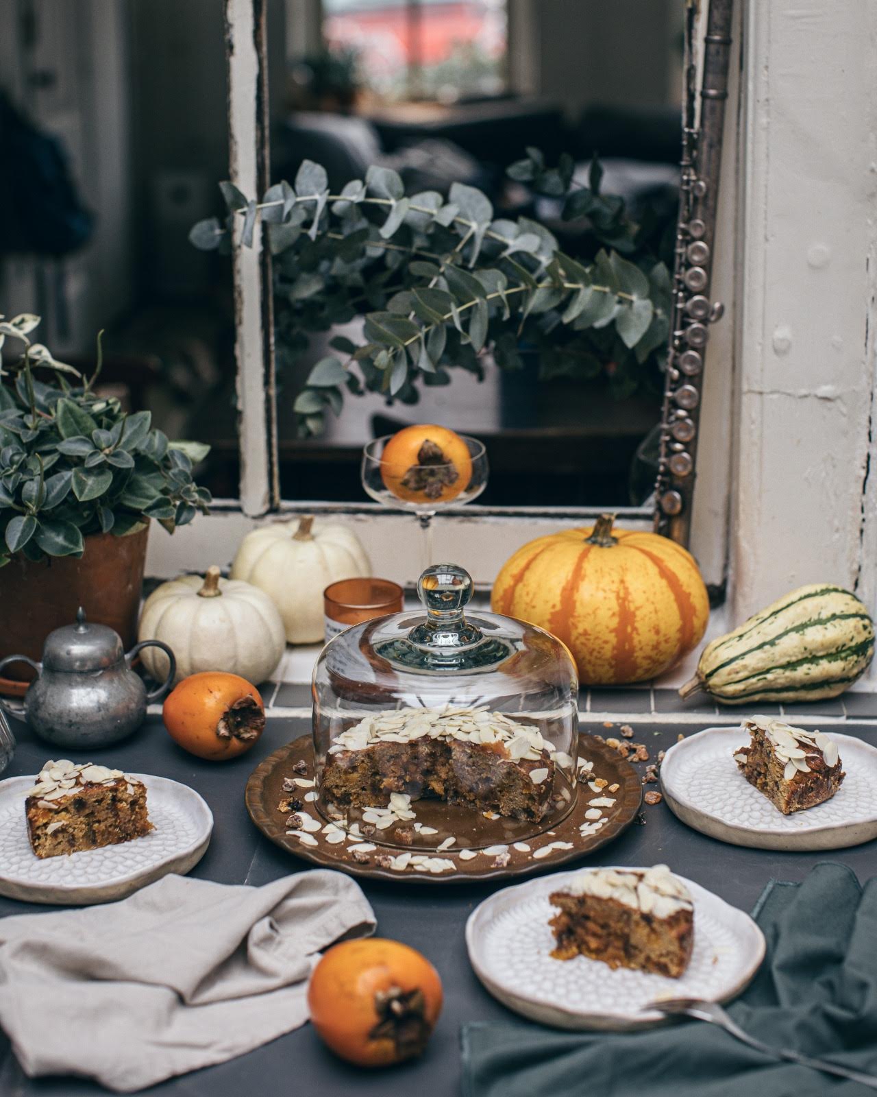 Plates Glossy and textured, handmade